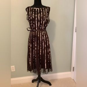 Sandra Darren Dress with Underslip.